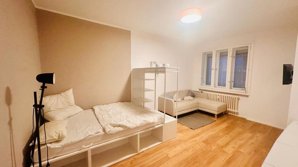 Thumbnail-Fully Furnished Apartment in Friedenau for Sublet