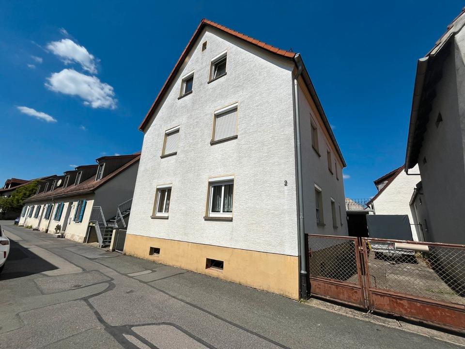 Thumbnail-3-Familienhaus bei Bamberg – Kapitalanlage - provisionsfrei