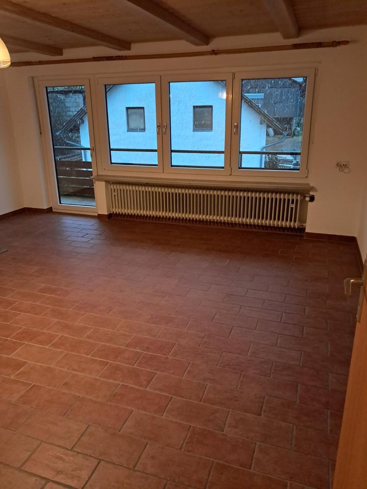 Thumbnail-Helle freundliche Wohnung mit Einbauküche sofort verfügbar