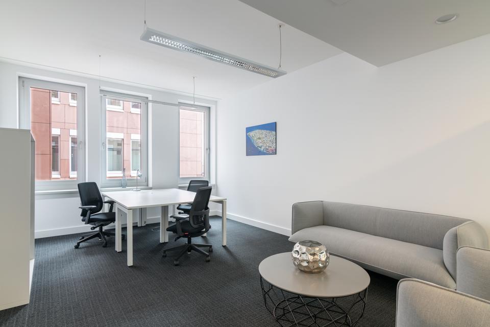 Thumbnail-Privater Büroraum für 5 Person in Regus Sachsenhausen