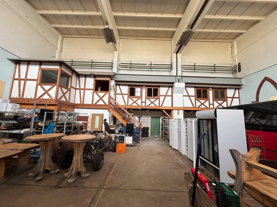 Thumbnail-Hallen bis ca. 300qm mit Rolltoren im Gewerbegebiet 2 Prora