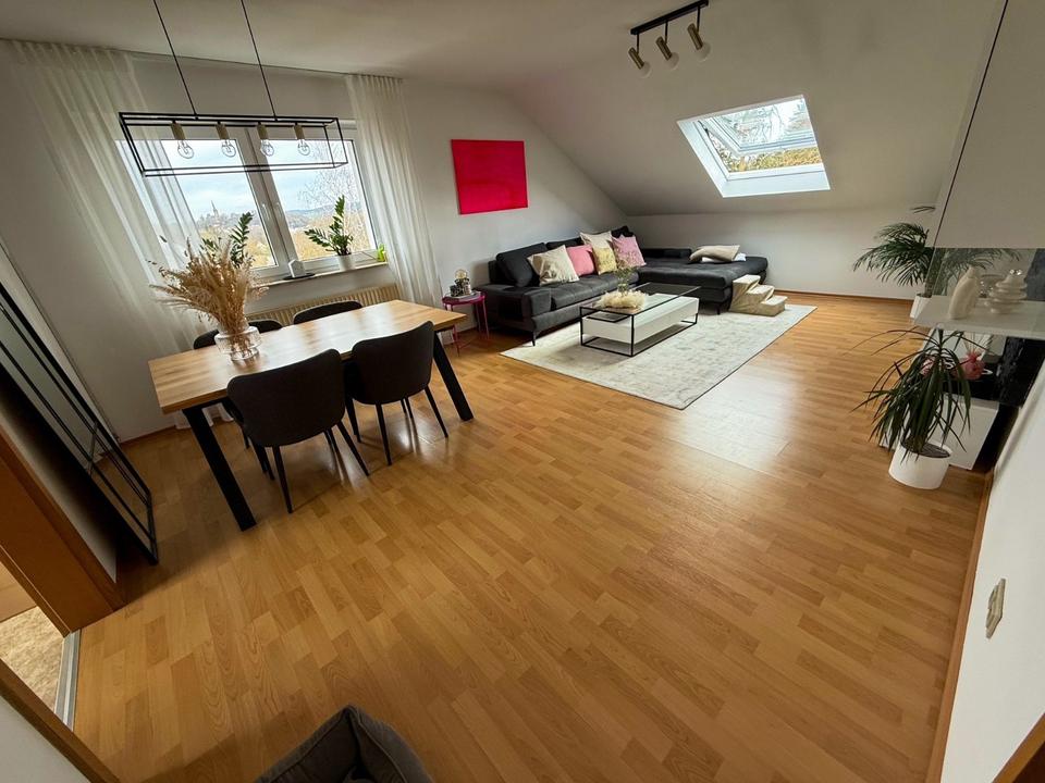 Thumbnail-Helle 2 Zimmer Dachgeschosswohnung in Frankenberg