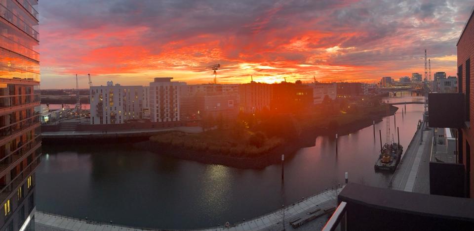 Thumbnail-HafenCity: 3-Zimmer mit Wasserblick & Sonnenuntergang – ab 01.07