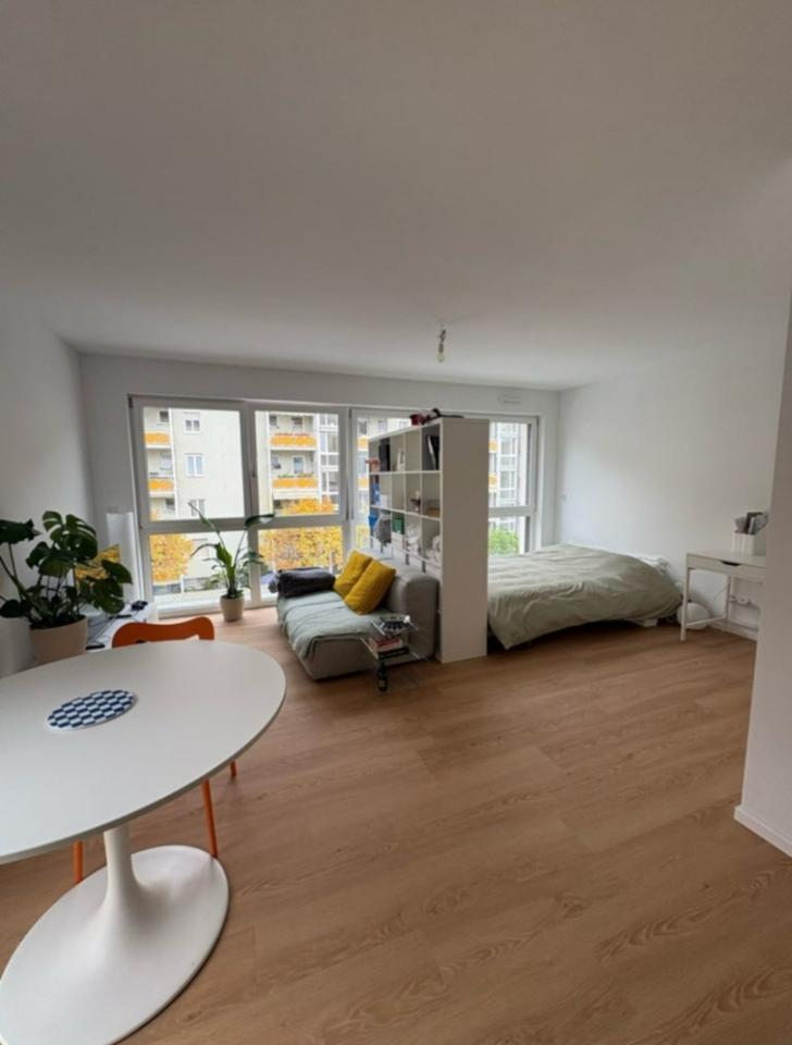 Thumbnail-Helle Neubau-Studio-Wohnung in Top-Lage in U-Bahn-Nähe ab 01.03