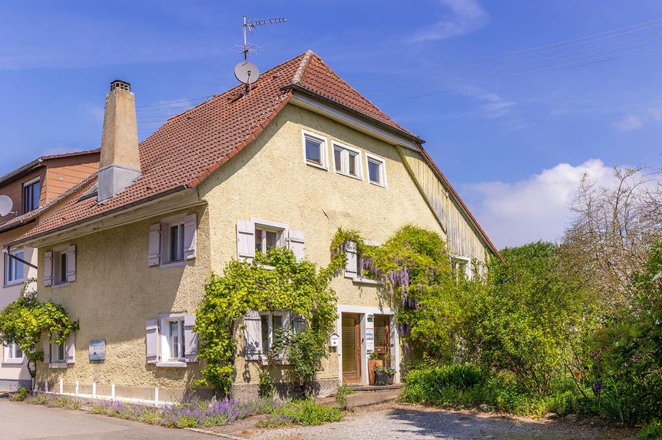 Thumbnail-Einfamilienhaus m. ELW am Bodensee - charmanter Altbau, kl Garten