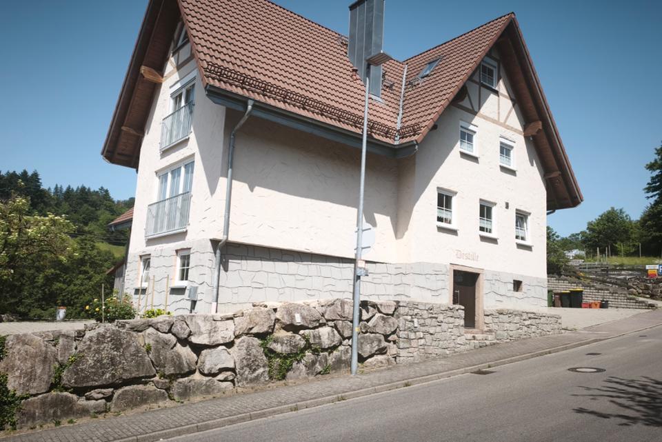 Thumbnail-Top-Chance im Nordschwarzwald: Haushälfte als starke Kapitalanlag