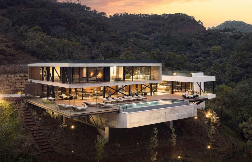 Thumbnail-Villa in Marbella