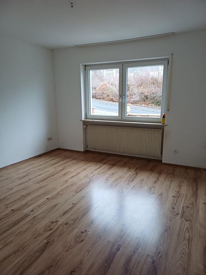 Thumbnail-4 Zimmer-Wohnung,Südhanglage,Balkon in Wildflecken Silberhofweg.