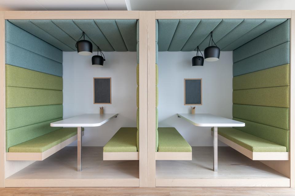 Thumbnail-Coworking-Bereich in Regus Sachsenhausen