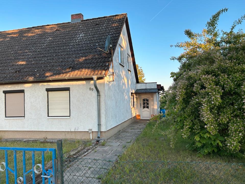 Thumbnail-Doppelhaushälfte in Prenzlau-Sanierungsobjekt mit viel Potenzial