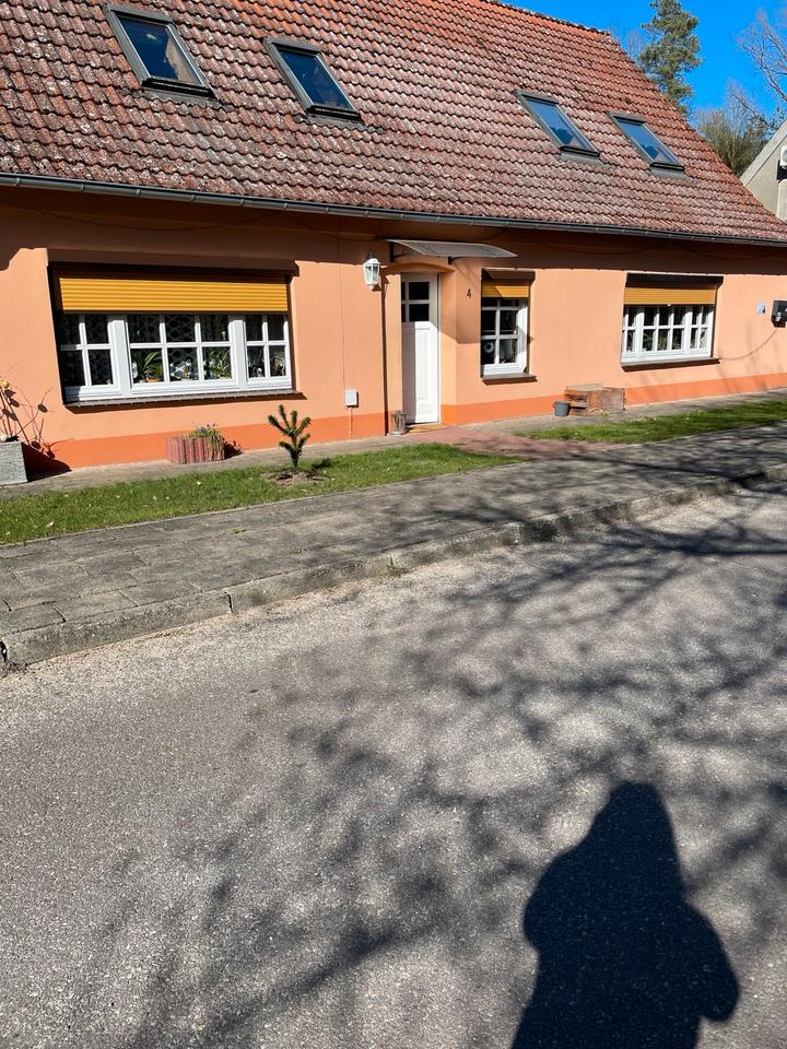 Thumbnail-Vielseitiges Einfamilienhaus mit Bungalow