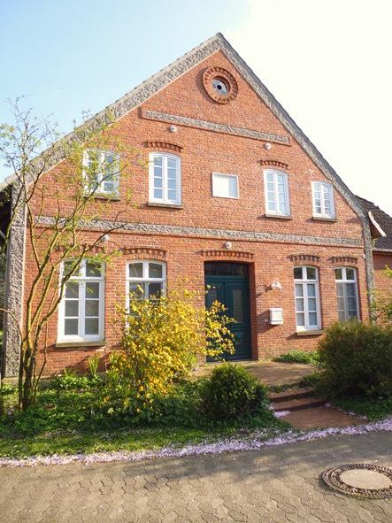 Thumbnail-Frisch renovierte 4 Zimmer Whg.