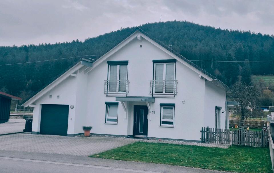 Thumbnail-Freistehendes EFH-Traumhaus für Familien in BaiersbronnRöt