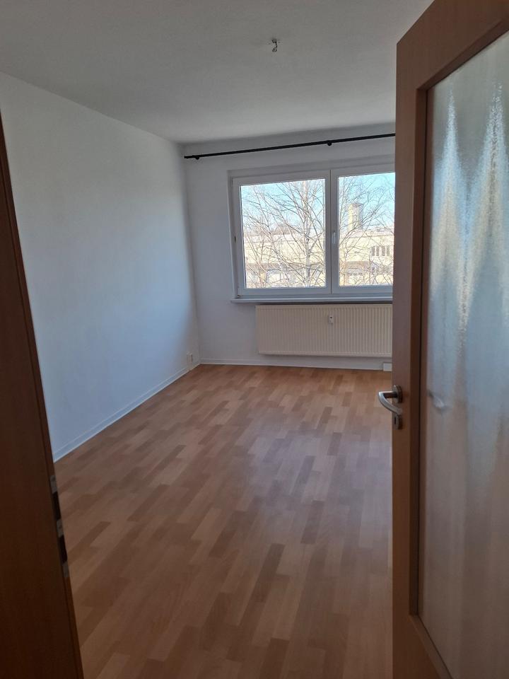 Thumbnail-Helle 3-Zimmer Wohnung in der Friedrich-List-Straße zur Miete
