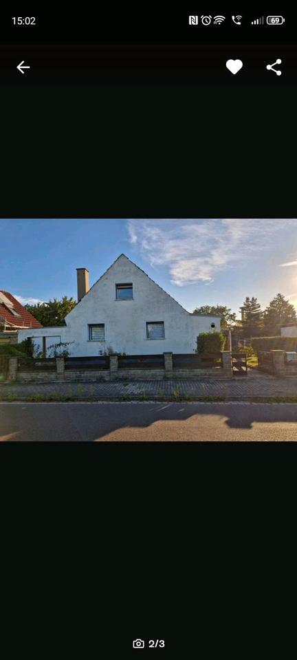 Thumbnail-Grundstück mit Haus und Garten zu verkaufen