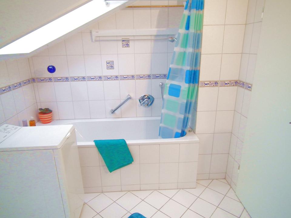 Thumbnail-BernauCh, möblierte Wohnung 70qm bis 31.05.26, warm 1.100 €