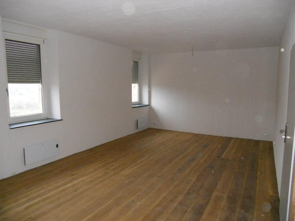 Thumbnail-Große helle 3 Zimmer Wohnung