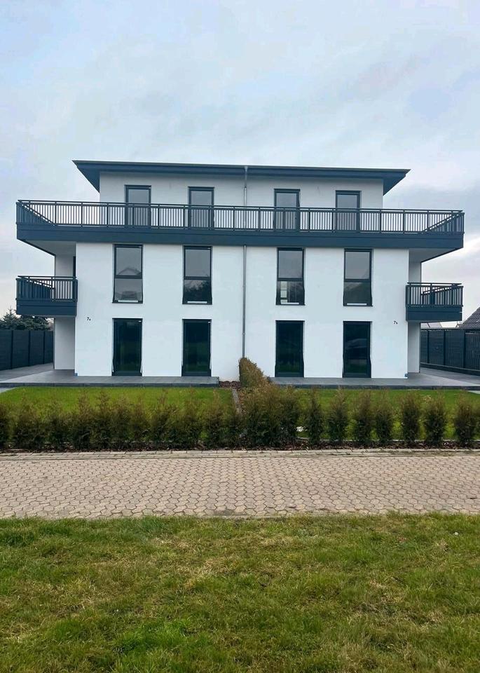 Thumbnail-Erstbezug nach Neubau DHH