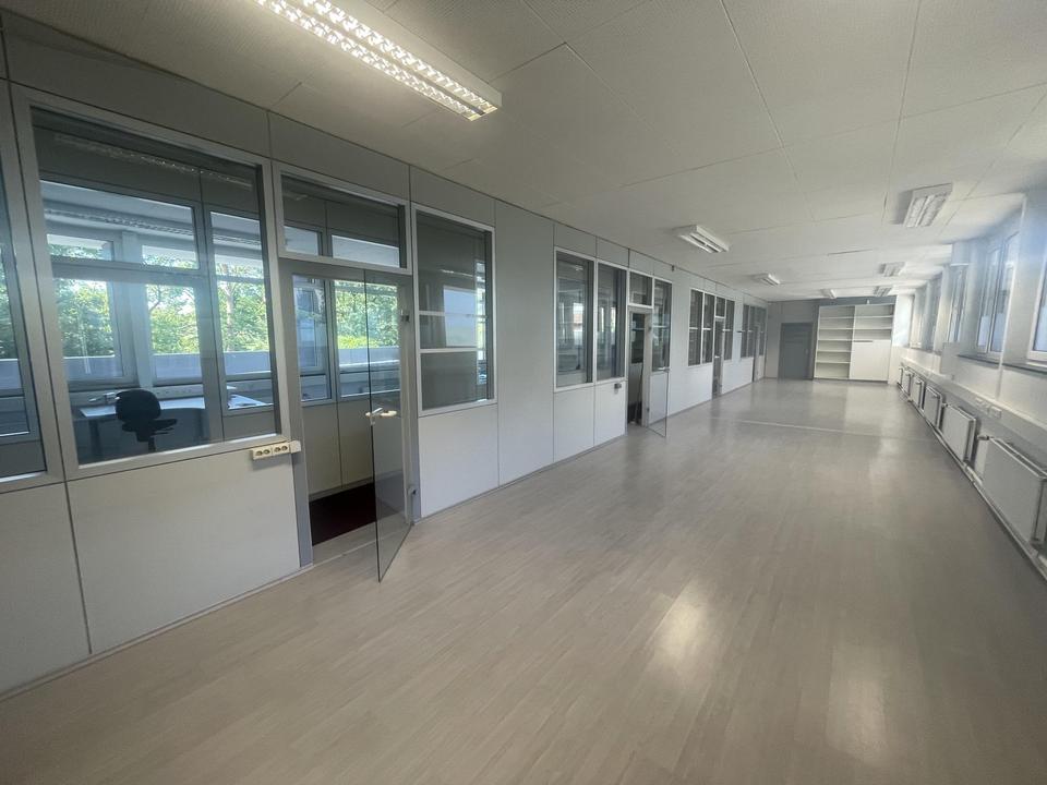 Thumbnail-Attraktive Gewerberäume in ruhiger Waldrandlage