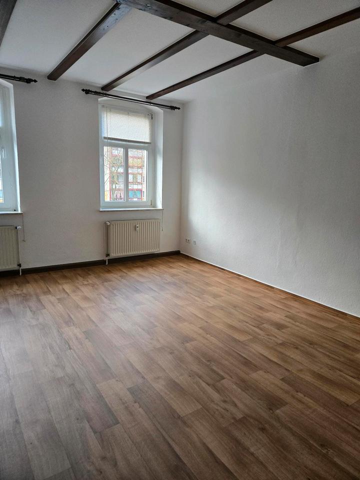 Thumbnail-2,5-Zimmer-Wohnung in ruhigem 4-Familienhaus in zentraler Lage