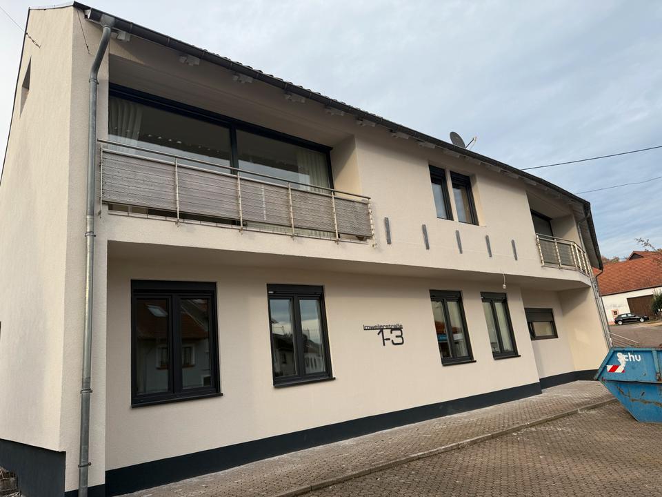 Thumbnail-Wunderschöne und großzügig geschnittene Wohnung in Oberthal zur Miete verfügbar