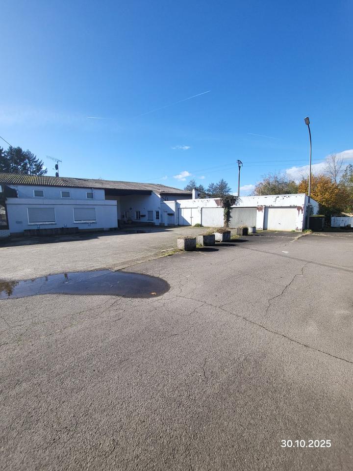 Thumbnail-4-Familienhaus mit 4 Garagen in Wallerfangen