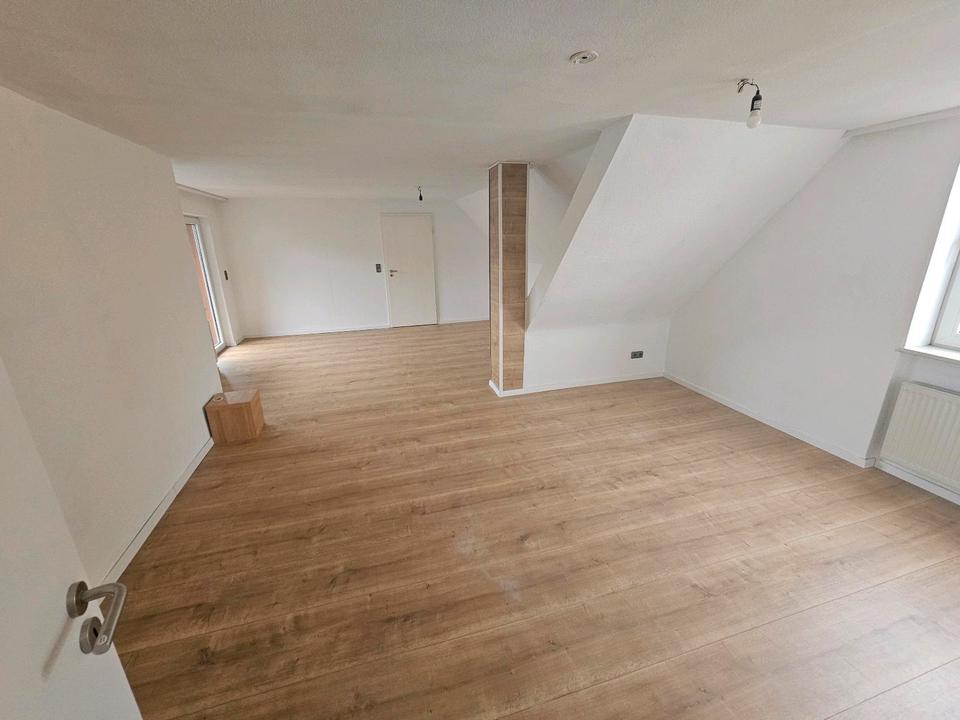 Thumbnail-Geräumige 4-Zimmer Wohnung in Schwülper