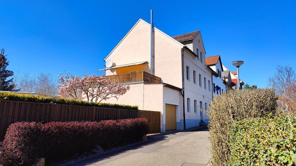 Thumbnail-EFH mit Dachterrasse, Garage, Sauna, Nebengebäude