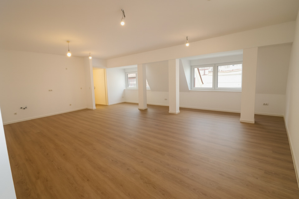 Thumbnail-Geschmackvolle 3-Zimmer-Wohnung mit Balkon