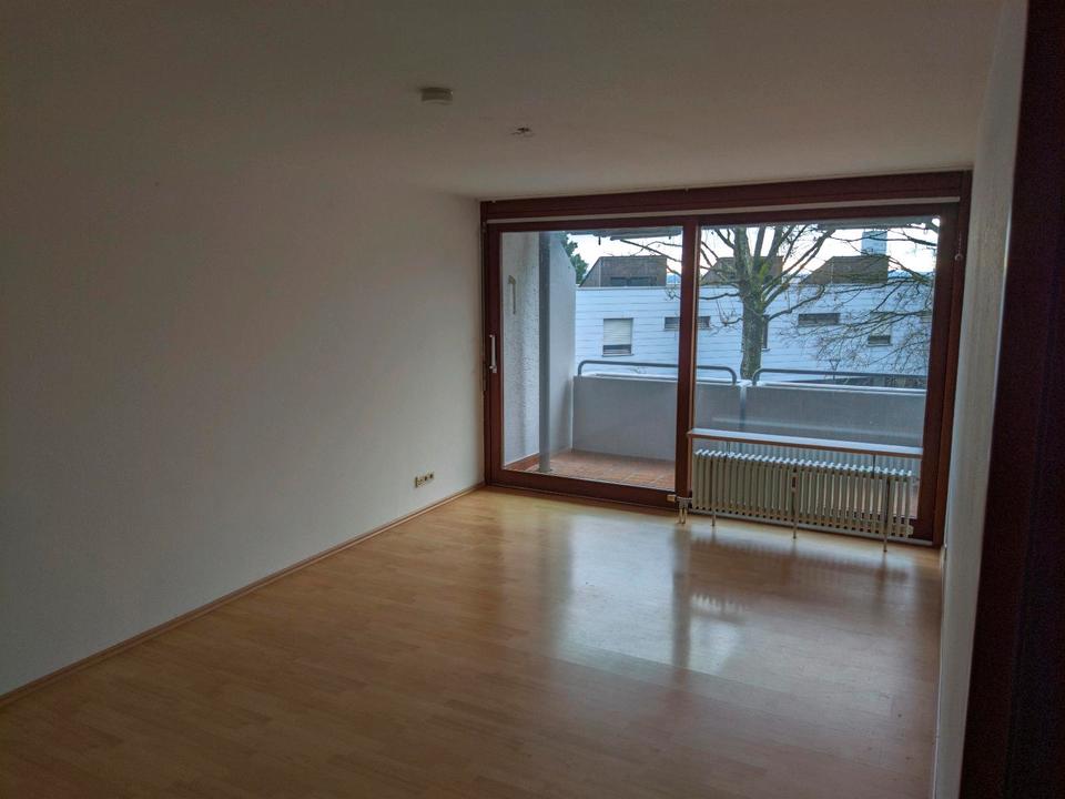 Thumbnail-2-Zi.-Wohnung in Esslingen-Serach (WG geeignet)