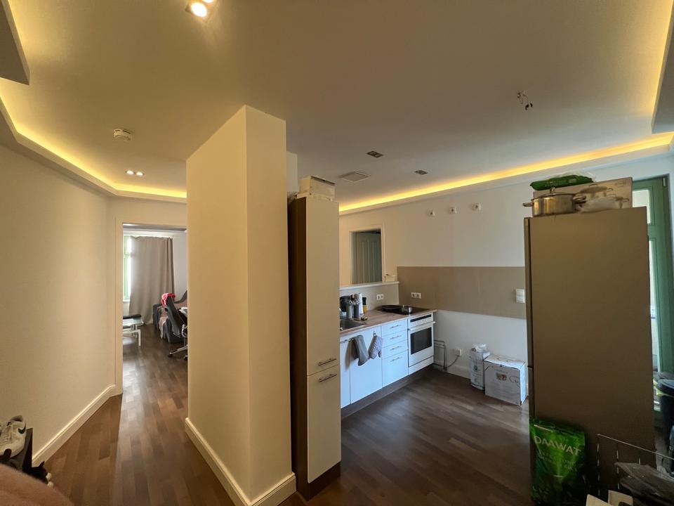 Thumbnail-Bright 2-room apartment with balcony & garden view