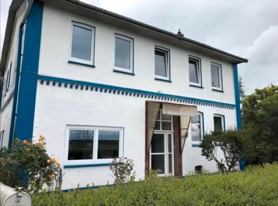 Thumbnail-3 Zimmer Wohnung im Zweifamilienhaus mit großen Garten