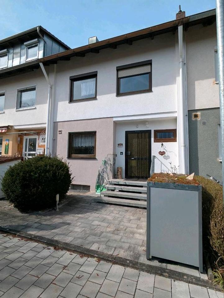 Thumbnail-Reihenmittelhaus in Spardorf zu verkaufen