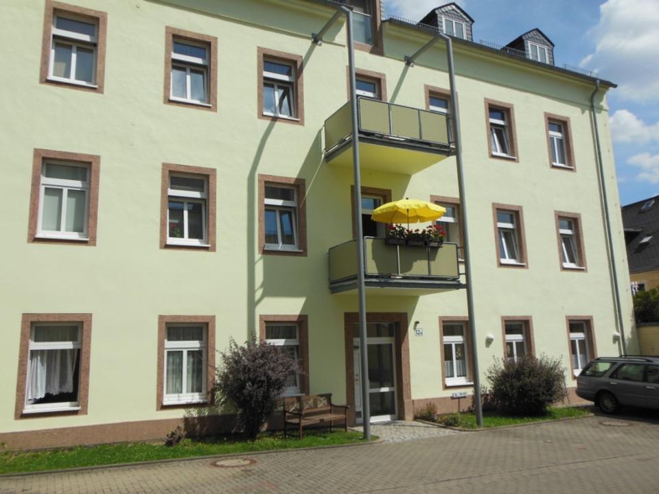 Thumbnail-Helle und großzügige 2-Raum-Wohnung mit Balkon in zentraler und ruhiger Lage und kleines Apartment