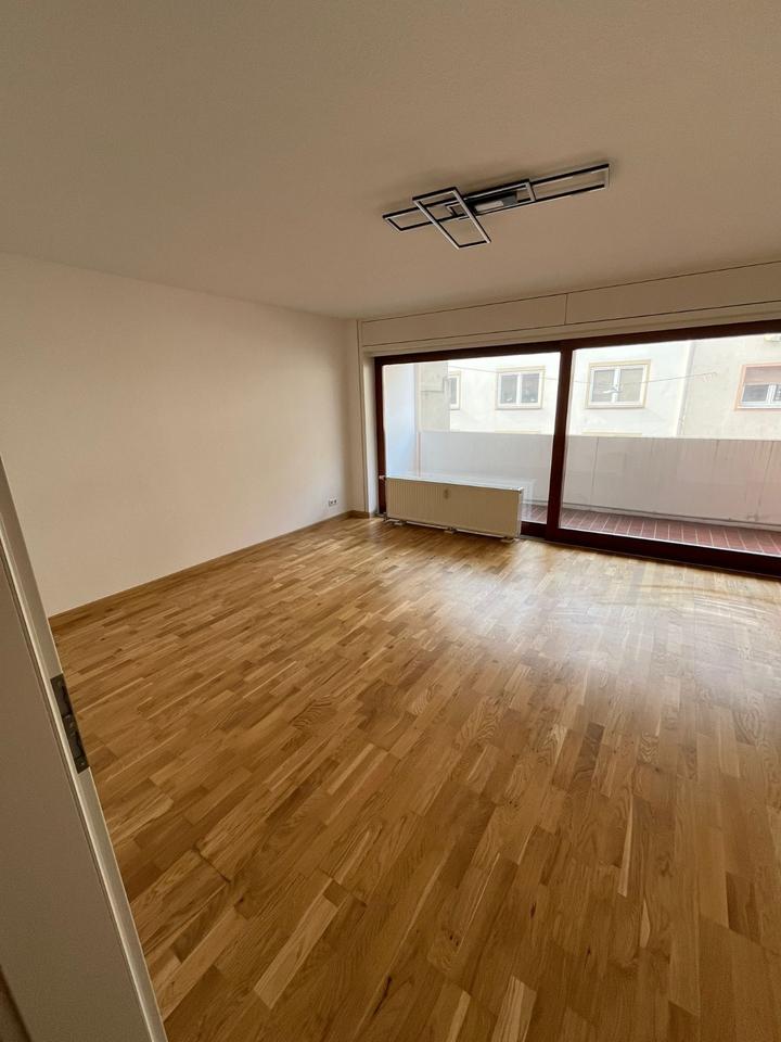 Thumbnail-WG-Zimmer mit Balkon in Ludwigshafen – sofort frei