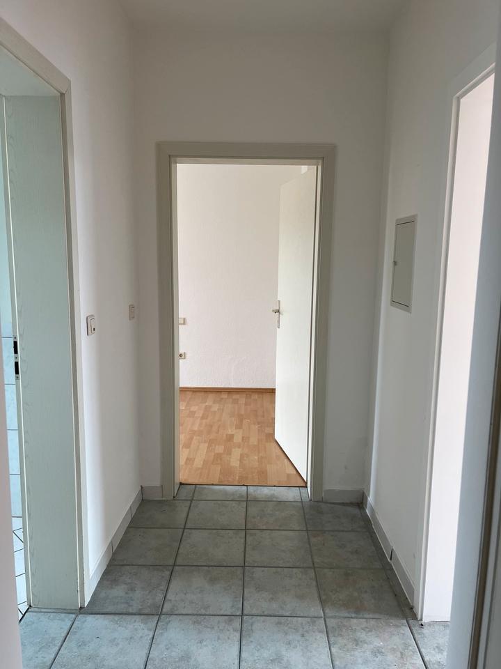 Thumbnail-2- Zimmer-Erdgeschosswohnung
