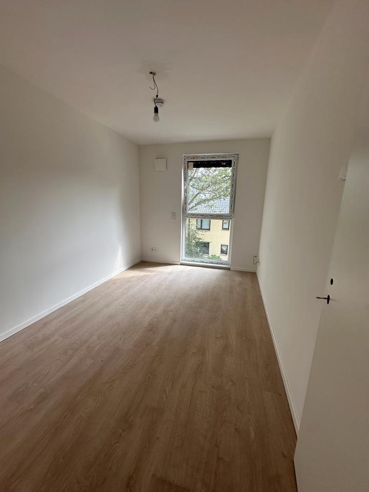 Thumbnail-Neubau!Renovierte 4-Zi-Whg mit Balkon in toller Lage zu vermieten