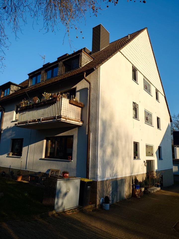 Thumbnail-Mehrfamilienhaus mit 4 Garagen in guter Lage