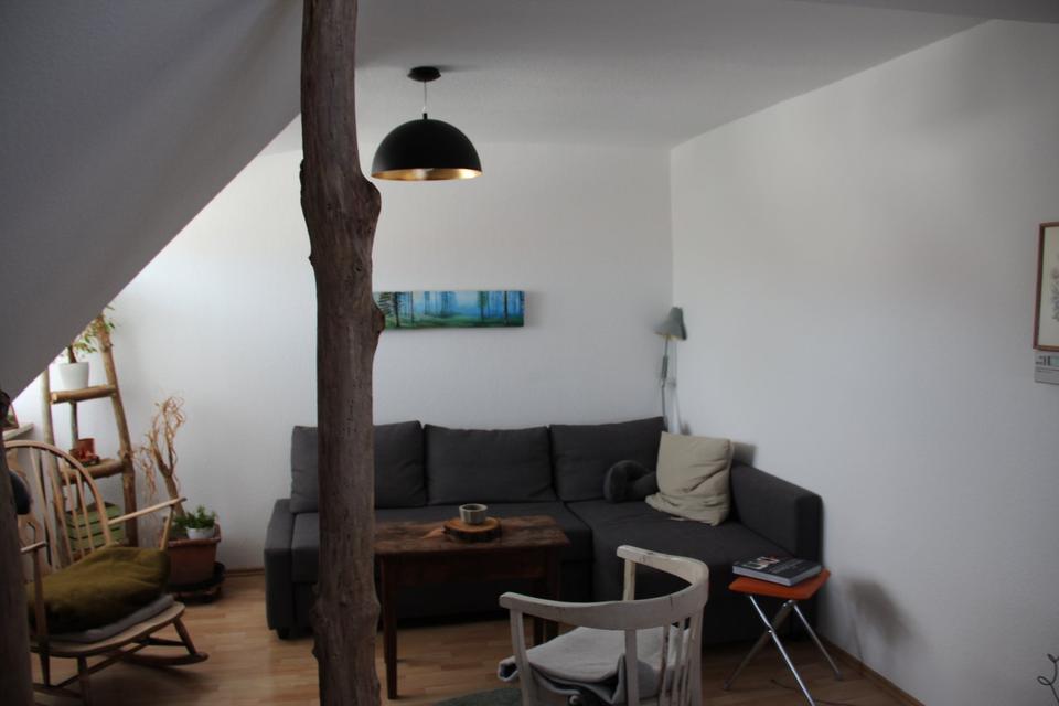 Thumbnail-2-Zimmer Dachgeschoßwohnung in Wi-Kloppenheim