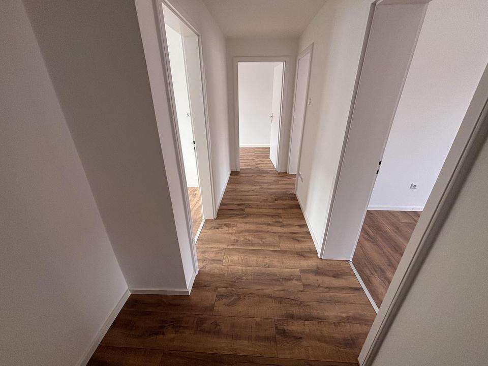 Thumbnail-3-Zimmer-Wohnung in bester Lage von Stadtbergens: WG-geeignet, citynah und modern