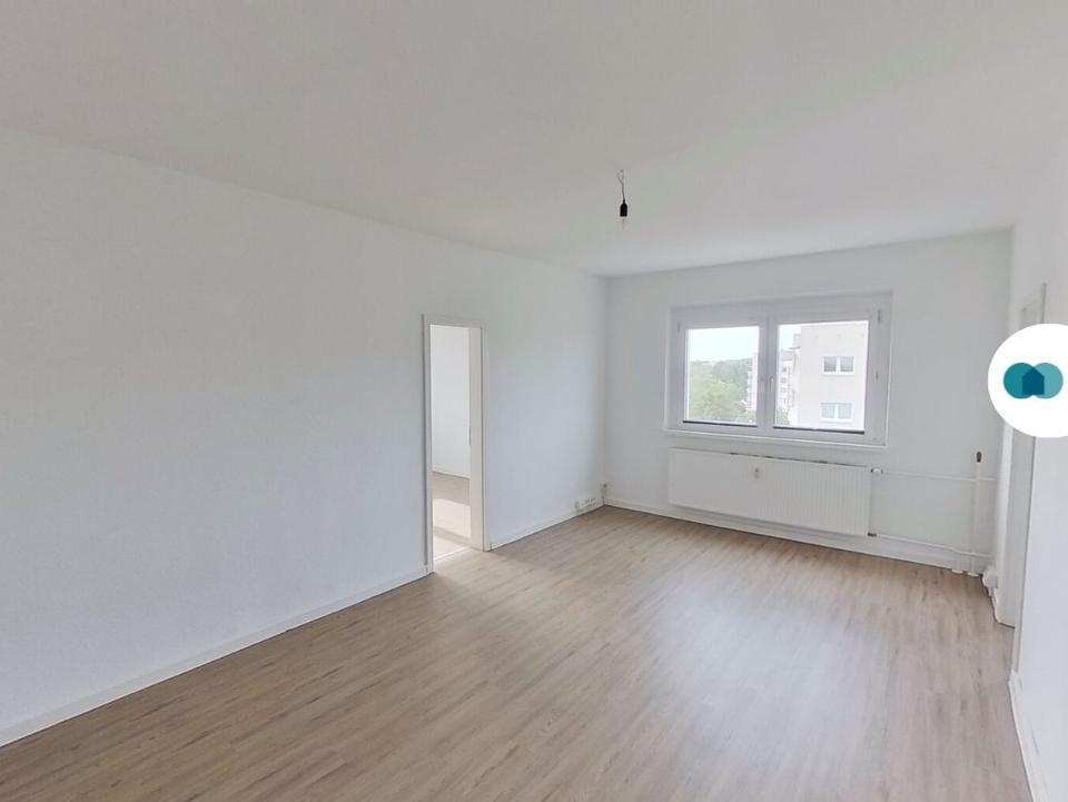 Thumbnail-Helle 2-Zimmer-Wohnung mit Wannenbad