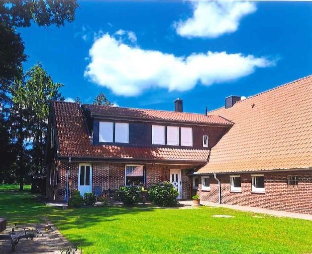 Thumbnail-Idyllisch gelegene Doppelhaushälfte mit viel Platz!