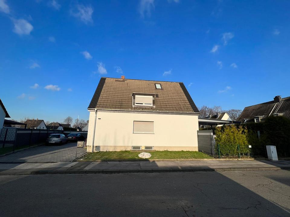 Thumbnail-Freistehendes Einfamilienhaus zum Verkauf