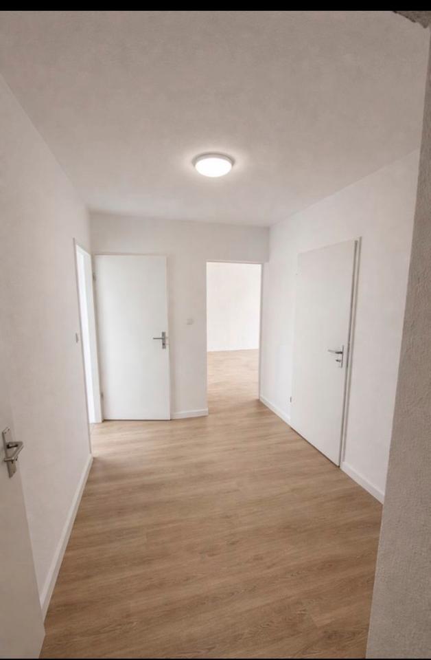 Thumbnail-Renovierte 3 Zimmer Wohnung mit Balkon in Emden