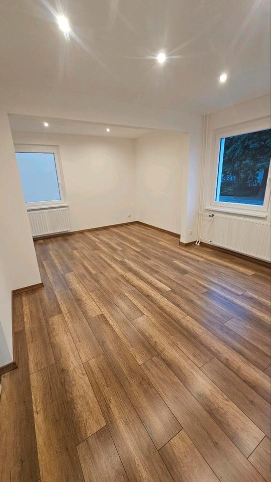 Thumbnail-Schöne 2-Zimmer-Wohnung mit Einbauküche zu vermieten