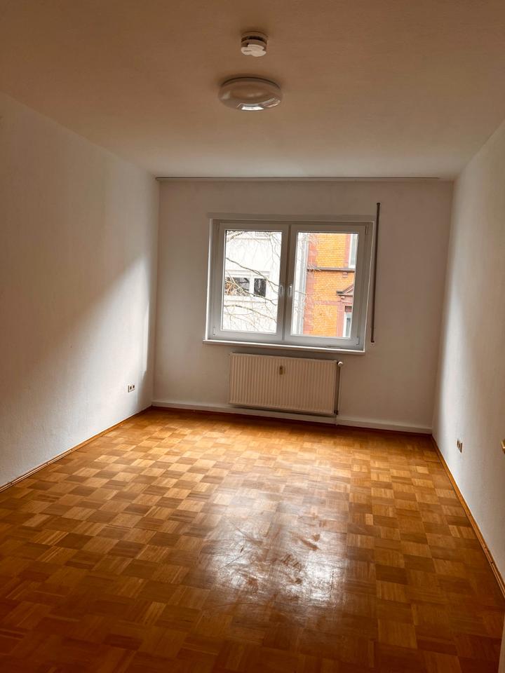 Thumbnail-Helle 2-Zimmer-Wohnung mit Balkon im 2. OG in Mannheim