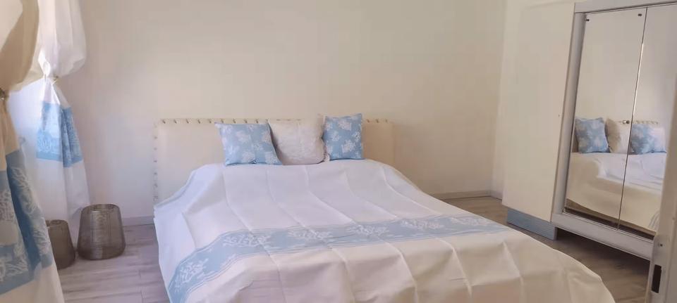 Thumbnail-Außergewöhnliche!! Wohnung 2 Zimmer!