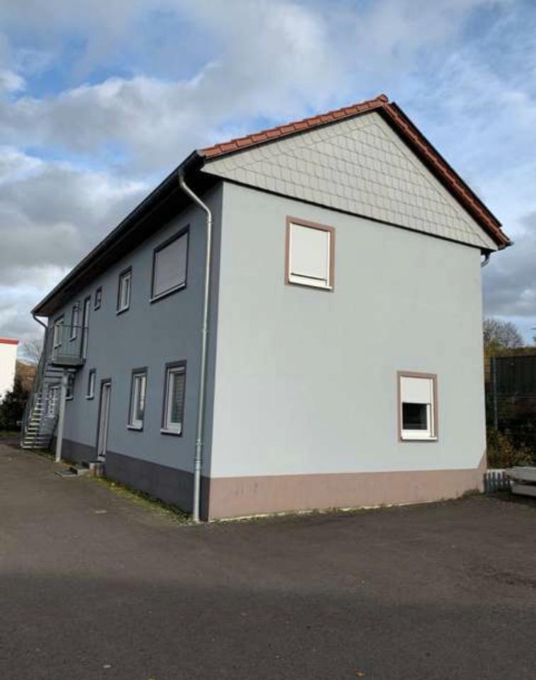 Thumbnail-6 Zimmer Wohnung im Erdgeschoss mit Aussenanteil in Gersheim