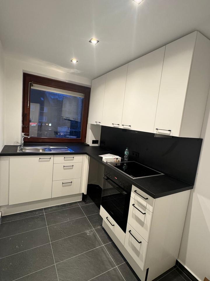 Thumbnail-Hochwertig sanierte 85 m² Büro-Wohnfläche mit Balkon in Hamburg