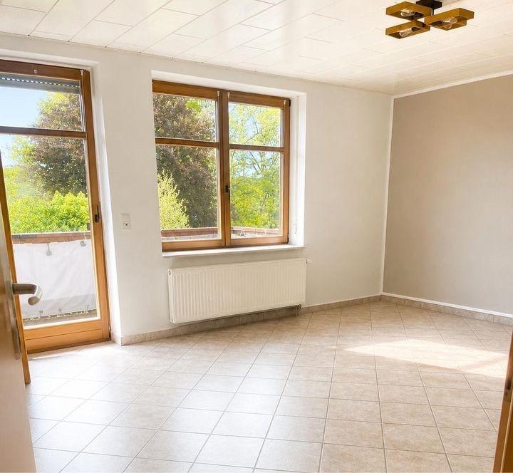 Thumbnail-Helle 3-Zimmer-Wohnung mit Balkon